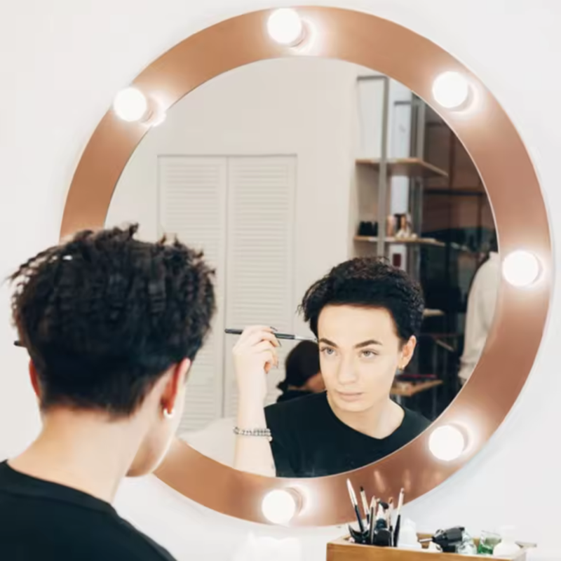 LED Lady Beauty Makeup Lights  - Dressing Table Vanity With Lighted Mirror 评论和价格